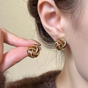 Vintage brown tiger eye style beaded hoop earrings with gold metal texture for women