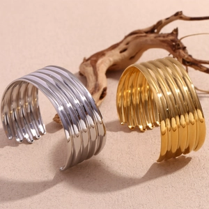 Exaggerated Stainless Steel Multi Layer Open Cuff Bangle For Women 18K Gold Plated Wide Surface Geometric Ribbed Fashion Jewelry