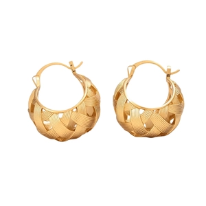 18k gold plated woven U-shaped hoop earrings with retro hollow texture design