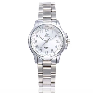 Classic silver alloy steel strap quartz watch with white dial and Arabic numerals