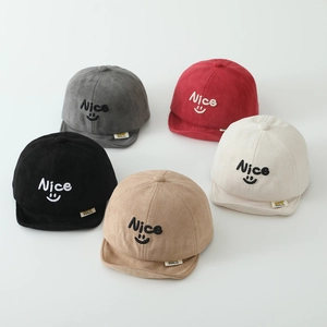 Detailed display of soft-brim baby baseball caps in five colors with Nice embroidery