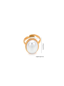 Detailed view of a gold adjustable ring featuring a 2cm oval white pearl weighing 3.4g