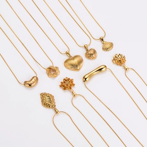 Pendant Necklace 304 Stainless Steel 18K Gold Plated Geometric Heart Shell Flower Clavicle Chain For Women Fashion Jewelry