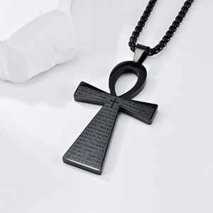 Collier croix Ankh noire en acier inoxydable gravé avec la prière du Notre Père