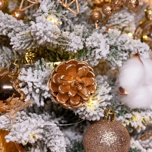 Mini 30cm desktop Christmas tree with warm lights, golden pinecones and champagne ornaments