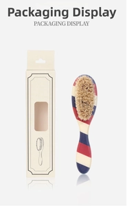 Brosse de barbier avec manche à rayures rétro et présentation de boîte d'emballage