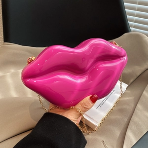 Sexy Lip Shape Crossbody Bag PVC Acrylic Hard Shell Evening Clutch With Gold Chain Strap For Women Party Streetwear