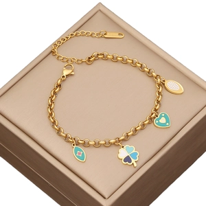 Gold stainless steel chain bracelet with colorful enamel heart and clover charms