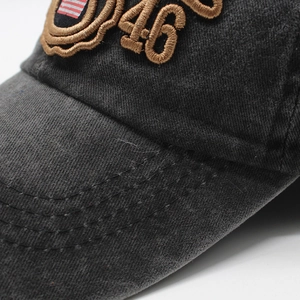 Dettagli del ricamo 46 e bandiera USA sul berretto da baseball vintage in cotone