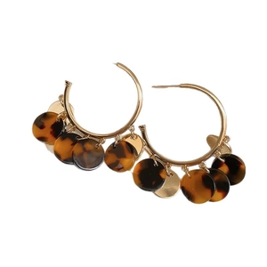 Golden round resin tassel earrings with leopard print and vintage tortoiseshell charms