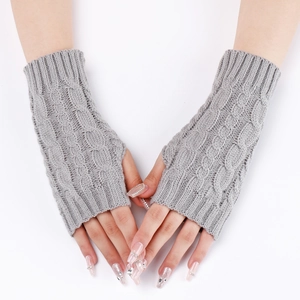 Light gray cable knit arm warmers with fingerless design for autumn and winter