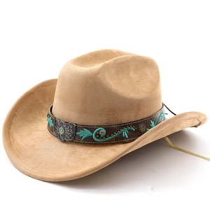 Chapeau de cowboy classique en daim camel avec bande brodée et boucle papillon argentée