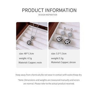 Infos produit du set de bijoux collier avec pendentif rond vintage et boucles