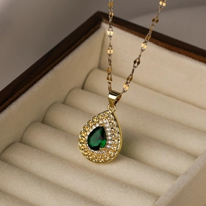 Gold-plated teardrop pendant necklace with emerald green stone and zircon in a velvet box