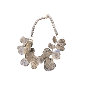 French style hollow metal flower and pearl necklace with silver textured petals