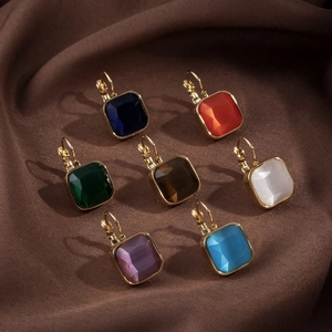Boucles d'oreilles vintage en acier inoxydable doré avec zircon carré en sept couleurs