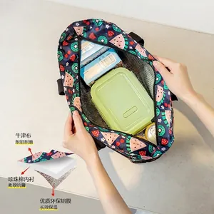 Insulated large picnic lunch bag with fruit pattern and thermal aluminum lining