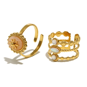 Ensemble de bagues ajustables en acier doré 18 carats avec pierre rose étoile et gemme blanche