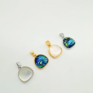 18K gold and silver plated shell pendants in heart and oval shapes for DIY jewelry