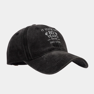 Casquette de baseball noire délavée avec broderie It Took Me 80 Years To Look This Good