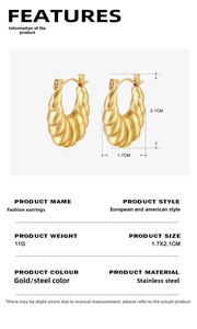 Detailed specs of gold geometric croissant earrings with dimensions 1.7x2.1cm