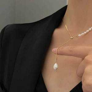 Elegant adjustable freshwater pearl necklace with baroque drop pendant on golden chain