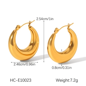 Detail view of 18K gold plated hollow earrings showing precise size measurements and weight