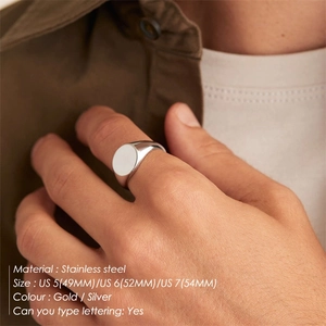 Polished stainless steel signet ring for women with customizable engraved round top