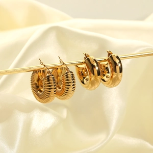 Stainless Steel Chunky Hoop Earrings Gold Plated Croissant Ribbed Geometric Retro Style Jewelry For Women