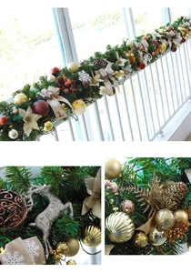 Detail of 270cm Christmas PVC garland with colorful balls, pine cones and glitter deer