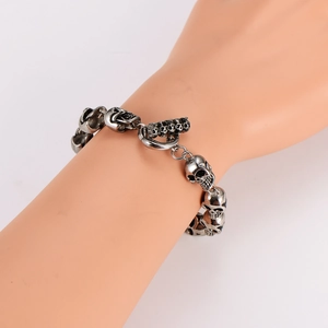 Vintage silver punk skull link bracelet for men with cool gothic biker jewelry style