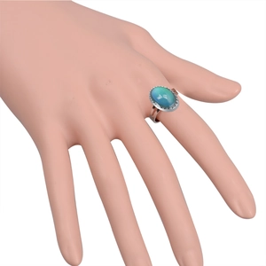 Vintage silver open ring with large oval thermochromic mood stone on mannequin hand