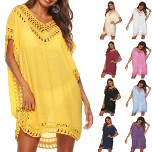 Dames Boheems Polyester V-Hals Gehaakt Patchwork Opengewerkt Strand Bikini Cover Up Jurk Top En Bottom Met Kwastjes