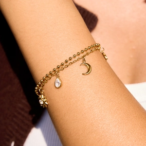 Bracelet double couche en acier inoxydable plaqué or 18K avec breloques lune et zircon