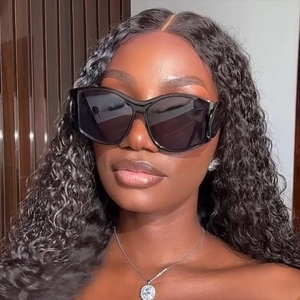 Chic oversized Y2K black sunglasses for women and men with premium UV protection