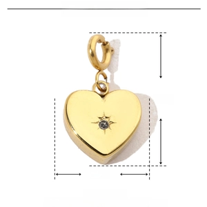 Detailed size parameters of gold heart pendant in stainless steel with rhinestones