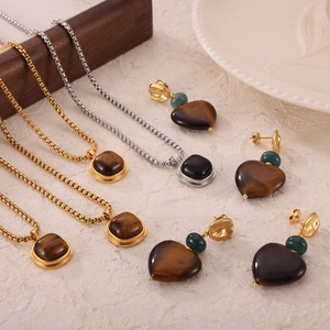 British Vintage Titanium Steel Jewelry Set Square Tiger Eye Pendant Necklace Heart Black Onyx Earrings For Women Men Gift