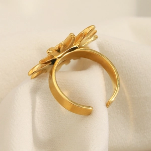 Detail of 18K gold plated stainless steel sun zircon ring with adjustable open band