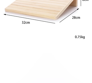 Top-down view of solid wood pet ramp with textured surface 32x28x8cm and 0.75kg weight
