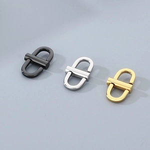 Three-color metal chain buckle adjusters in black, silver and gold for bag strap hardware