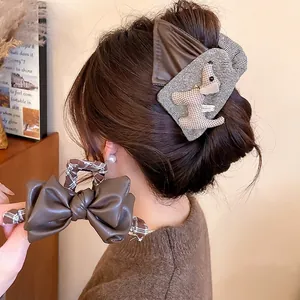 Retro Puppy Dog Hair Claw Clip With PU Leather Bow And Plaid Fabric For Women Stylish Autumn Winter Hair Accessory