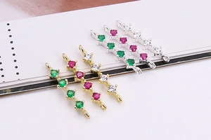 Détail des connecteurs en argent S925 avec zircons pour bijoux DIY en or et argent