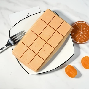 Molde de silicona de 12 rejillas para chocolate y pasteles DIY en color naranja vibrante