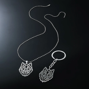 Set of wolf head hollow necklace and keychain in silver geometric metal finish