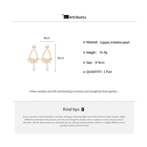 Detailed infographic showing Bohemian pearl teardrop earrings with copper and silver material