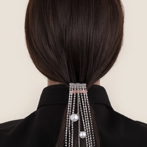 Barrette à cheveux argentée avec pampilles en strass et perles blanches pour queue de cheval