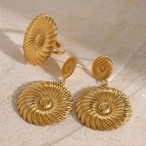 18k gold plated stainless steel double-layer floral earrings and ring set on stone