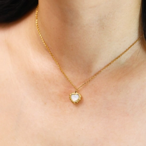 French vintage heart necklace in 18k gold-plated titanium with white mother of pearl