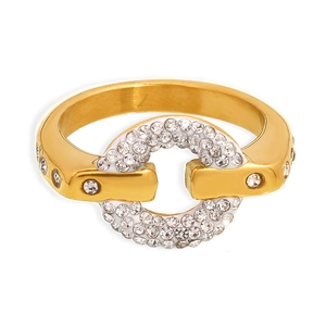 Minimalist 18k gold plated stainless steel ring with sparkling round rhinestone cluster