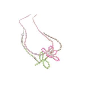 Handmade 2-piece floral beaded necklace set with pink beads and white imitation pearls